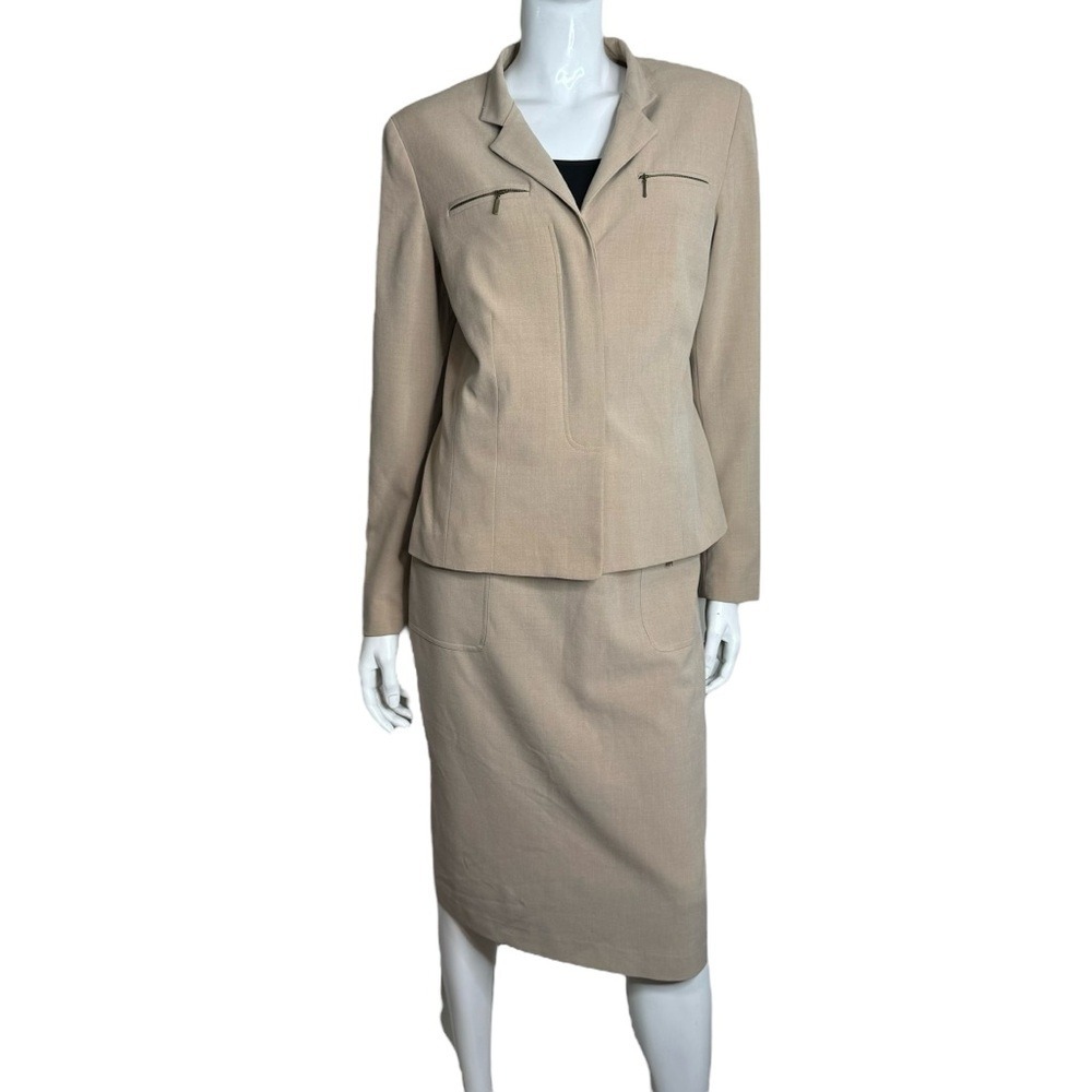 Bandolino Stretch Vintage Beige Women's‎ Jacket & Skirt Set